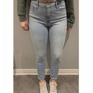 Levi 311 Shaping  Skinny Jeans